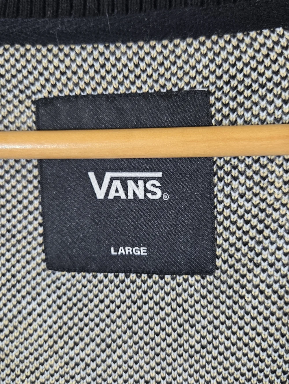 Vans Men’s Large Black Smiley Daisy Cardigan Sweater Cotton V Neck Button Front - Picture 13 of 13